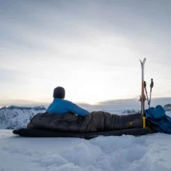 Exped Dura 8R Long Wide Downmat Sleeping Mat -Nomad Outdoor Exped Dura 6R 8R insulated camping sleeping mat 4