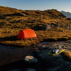 Exped Ultra 3R M Insulated Sleeping Mat -Nomad Outdoor Exped Ultra 3R insulated camping sleeping mat 1 54346817 38b9 4b91 ad91 562142936691