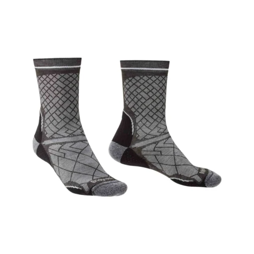 Bridgedale Hike Ultra Light T2 Coolmax Socks -Nomad Outdoor bridgedale mens ultra light t2 coolmax performance boot cut socks black 1 scaled