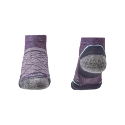 Bridgedale Hike Ul T2 Cmx Low Wmn -Nomad Outdoor bridgedale womens ultra light t2 coolmax performance low cut socks purple grey 2 scaled