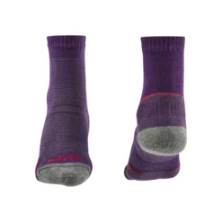 Bridgedale Womens Hike Ultra Light T2 Performance Socks -Nomad Outdoor bridgedale womens ultralight merino t2 performance crew purple 2 scaled